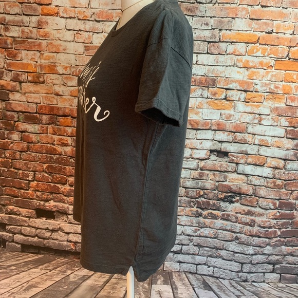 Graphic Tee ”Farmer’s Daughter” - Picture 3 of 5